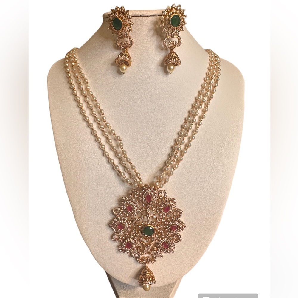Long Pearls Indian necklace with a statement Pendent